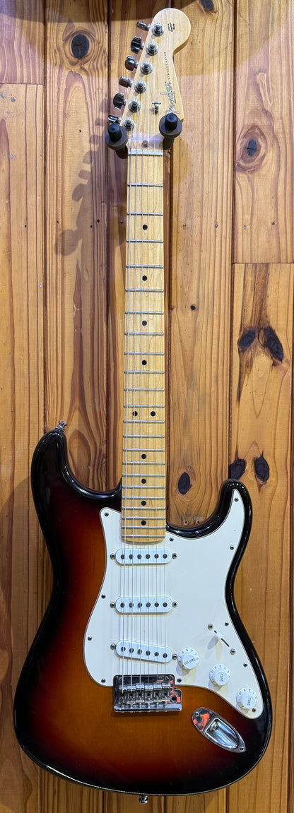 Fender American Standard Stratocaster - 3-Colour Burst - Pre-Loved