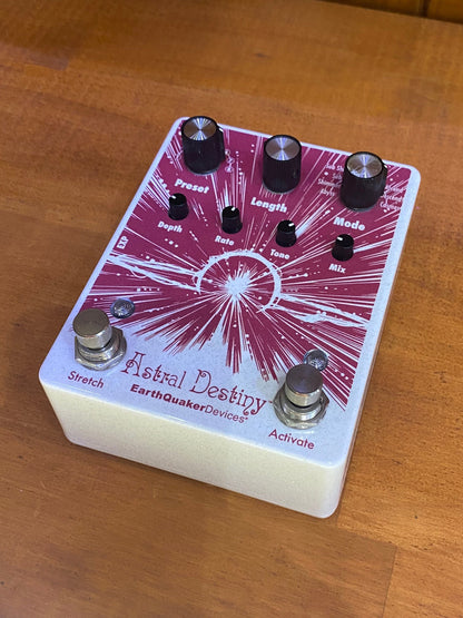 Earthquaker Devices Astral Destiny Octave Reverb - Preloved