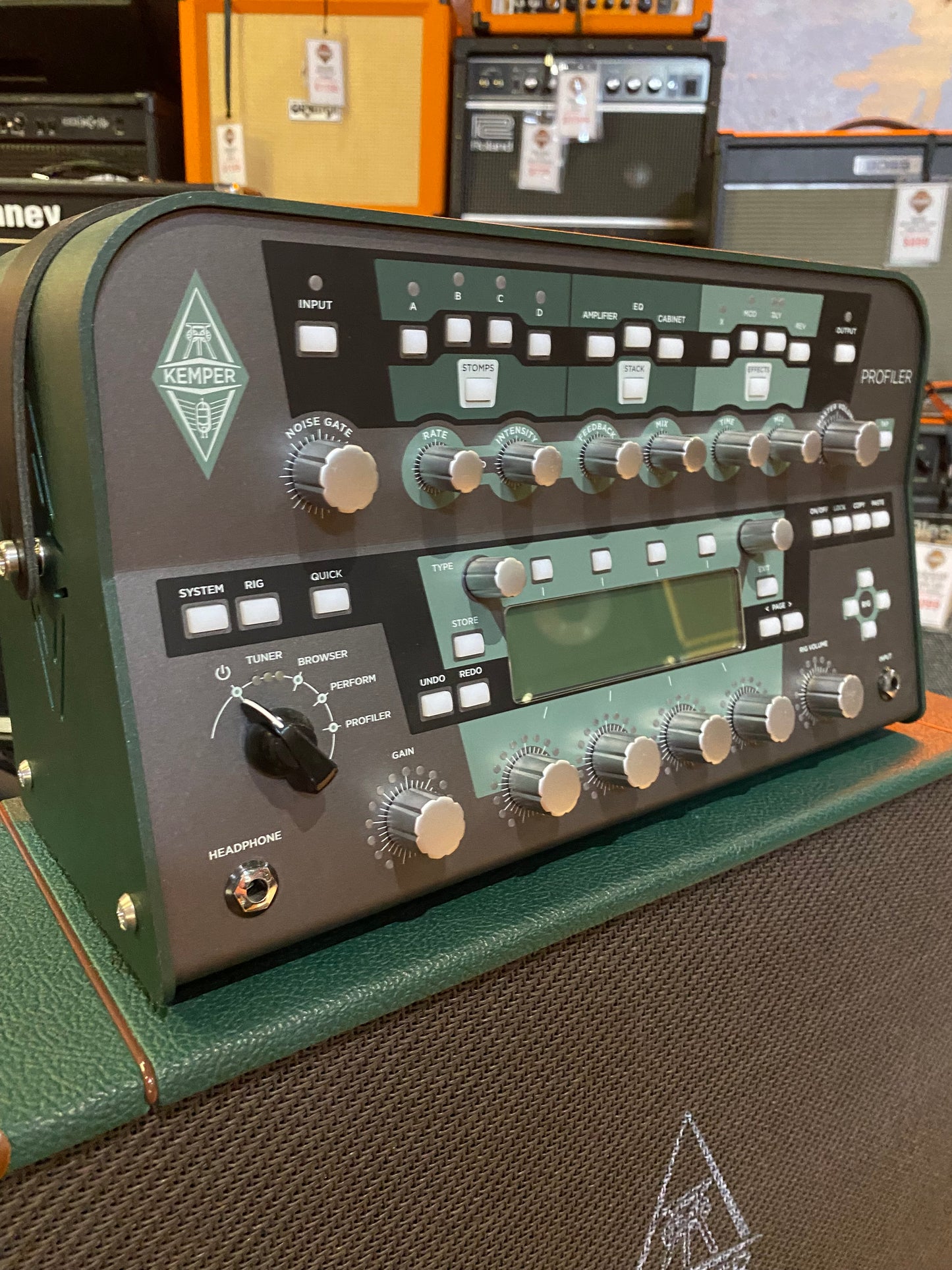 Kemper Profiler Bundle w/cover - Preloved