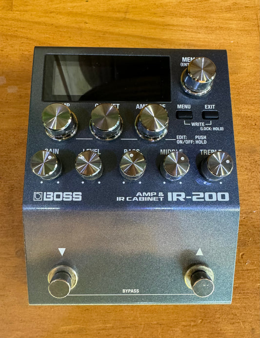 Boss IR-200 Amp & IR Cabinet Simulator Pedal - Pre-Loved