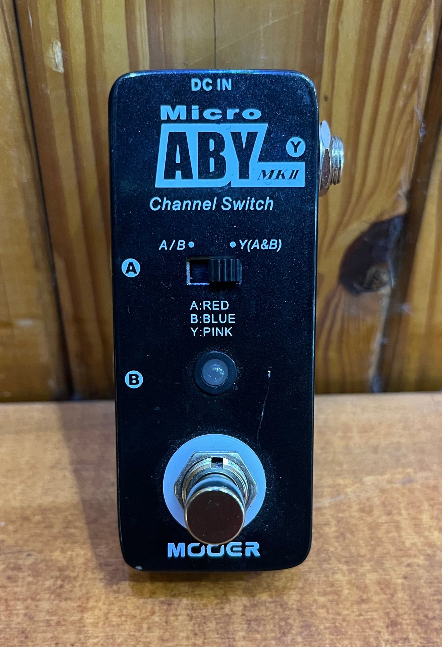 Mooer Micro ABY Channel Switch - Pre-Loved