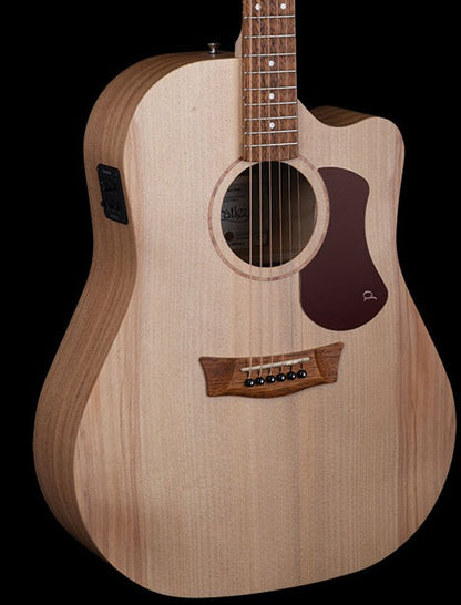 Pratley PRED-SCE-MB Entertainer Dreadnought All Solid Maple / Bunya Top