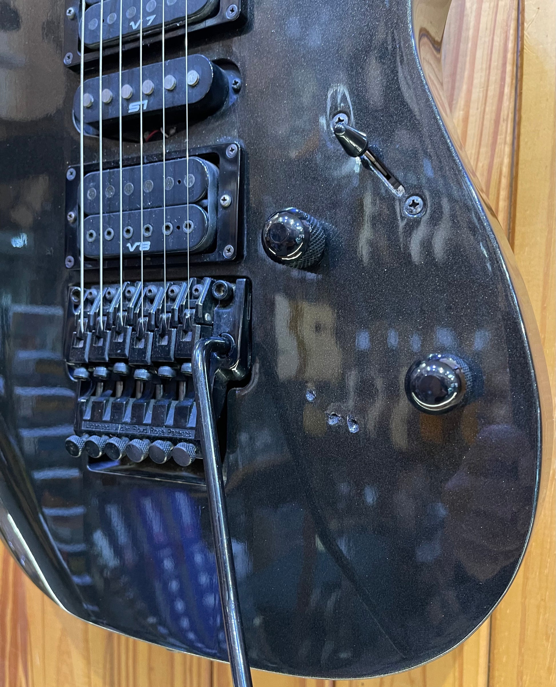 Ibanez deals rg570 black