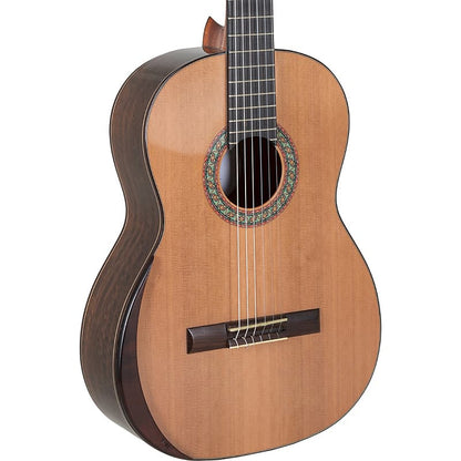 Manuel Rodríguez B-C Superior Classical Guitar - Solid Cedar Top