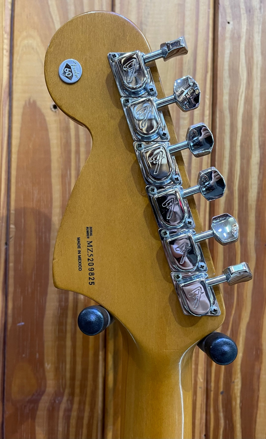 Fender 60th Anniversary Classic 70s Series Stratocaster - Black ...