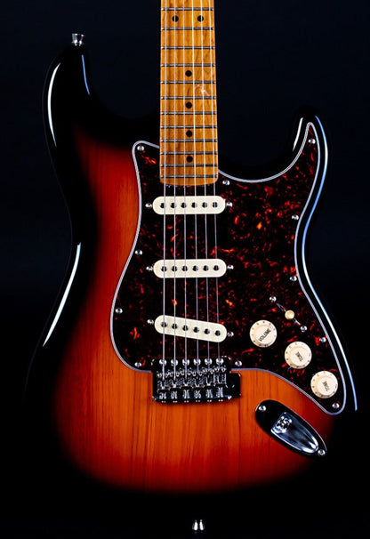 Jet JS-300 SSS Electric Roasted Maple Neck - Sunburst