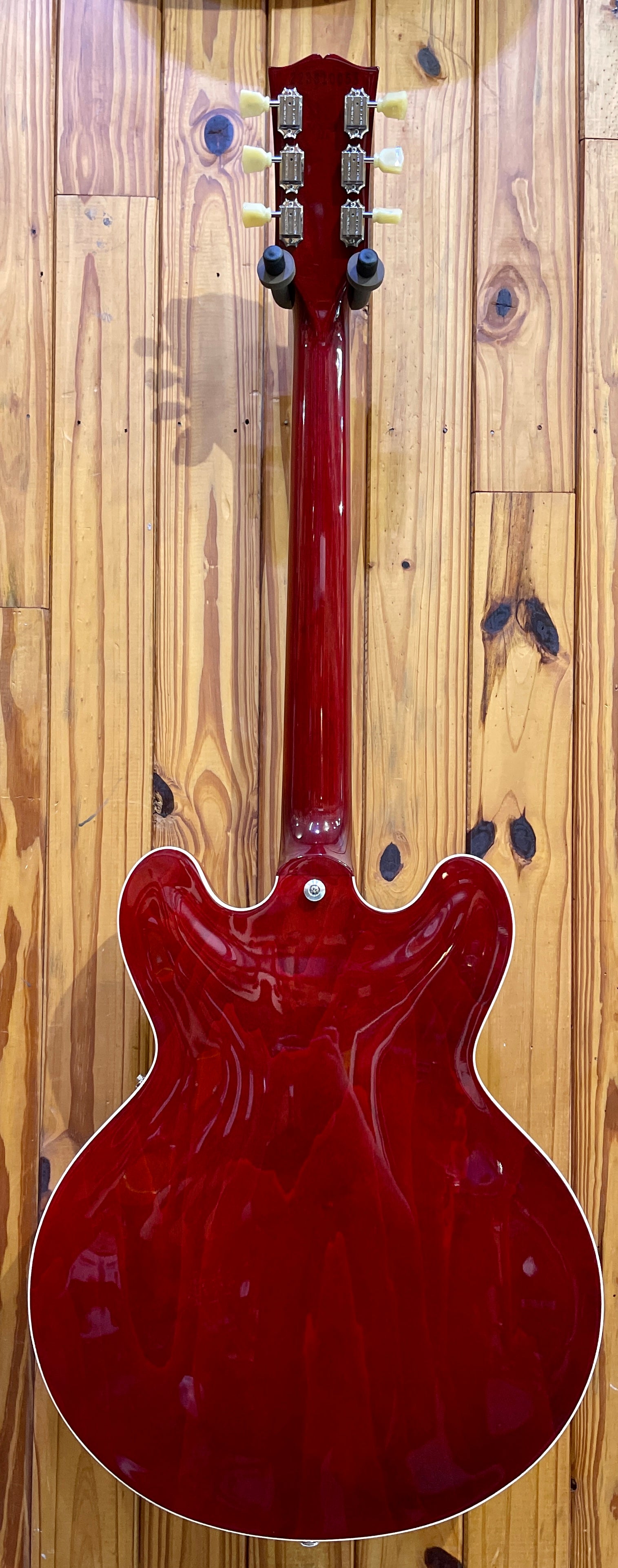 GIBSON ES-335 HOLLOWBODY - SIXTIES CHERRY – Guitar Brothers Online